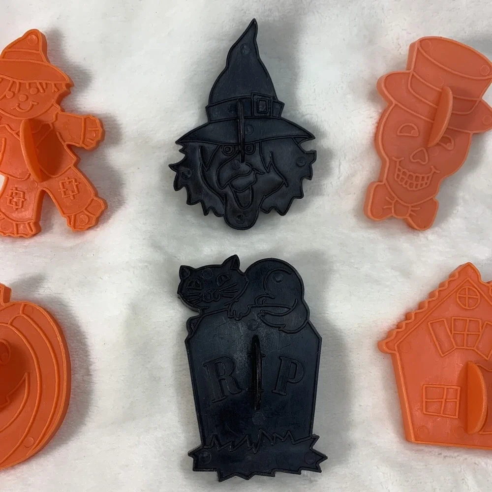 6 Vintage Wilton Halloween Cookie Cutters Cat Pumpkin Witch Skeleton House Grave